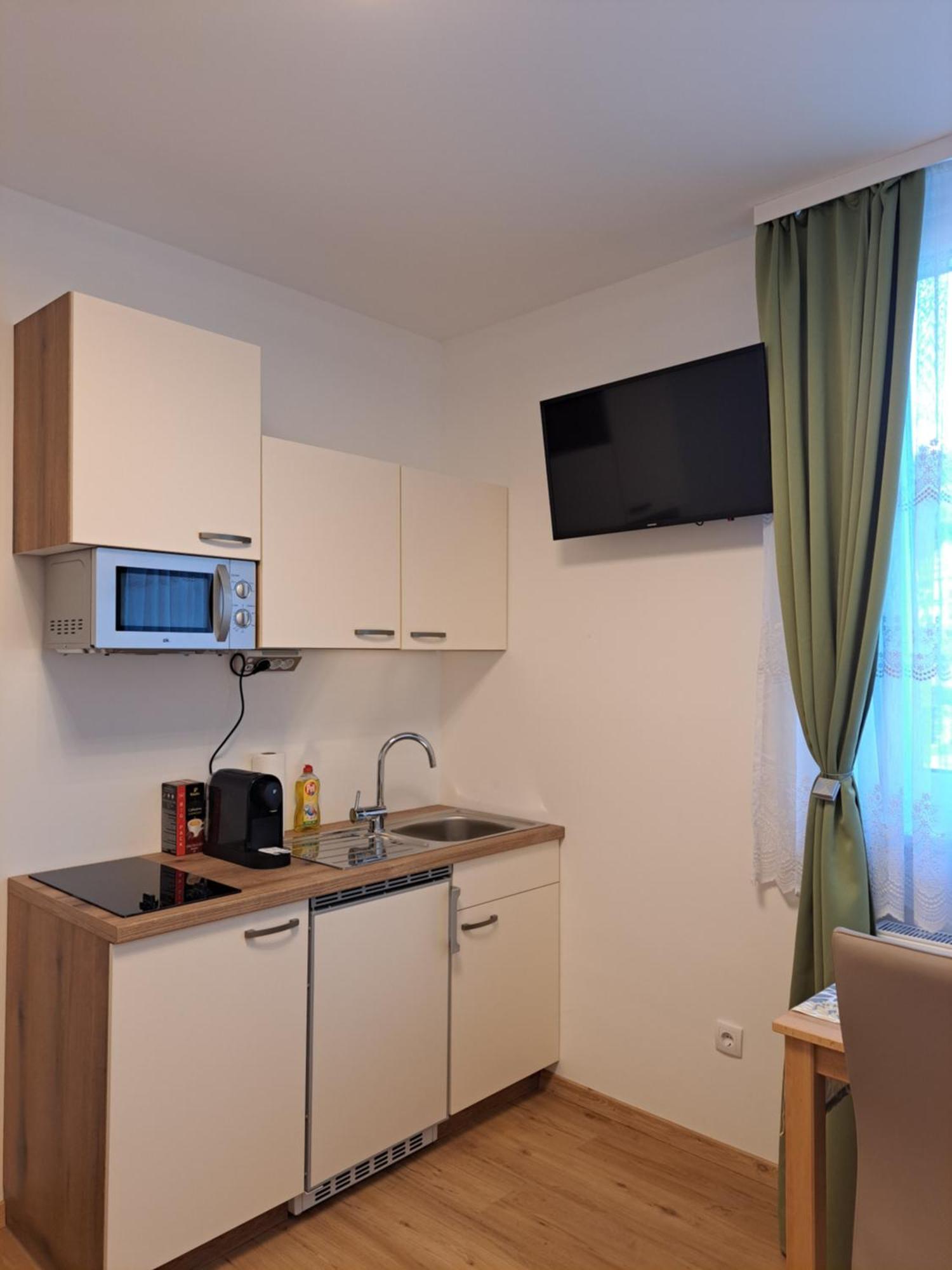 Private Zimmer Hoap Leoben (Styria) Exterior foto